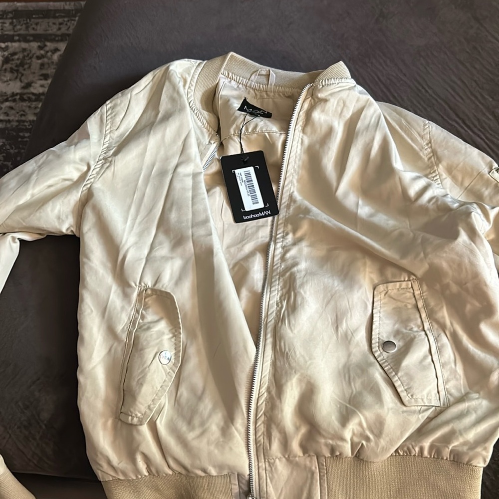 NWT Boohoo man bomber jacket